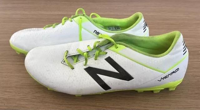 NEW BALANCE Soccer Boots Visaro Control AG Men US 9 D White Toxic Green Football 2