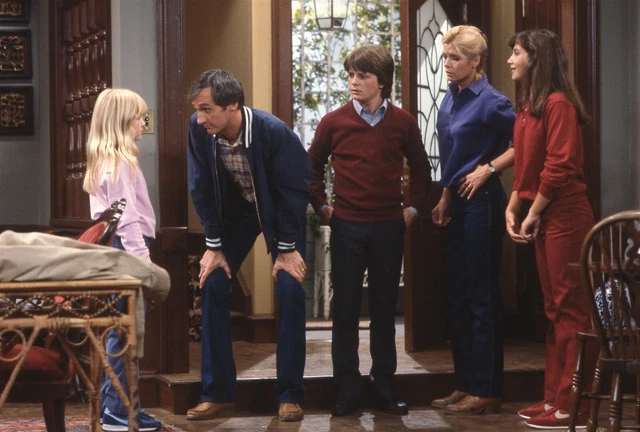 BR8-19 80s FAMILY TIES SCENE MICHAEL J FOX TINA YOTHERS ORIG 35MM COLOR SLIDE