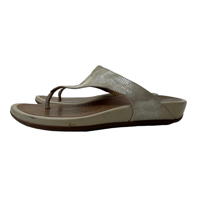 FitFlop Leather Toe Post Thong Sandals Size 38 US 7 Champagne Gold Metallic