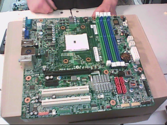 Carte Mère Lenovo IQ57M REV 1.0 – Socket 1156, Référence 64Y8423, Occasion