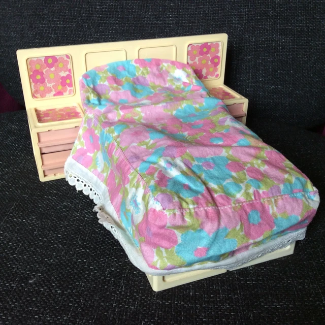 VINTAGE AMANDA JANE Doll Interlocking Furniture Set Bed Mattress Cover