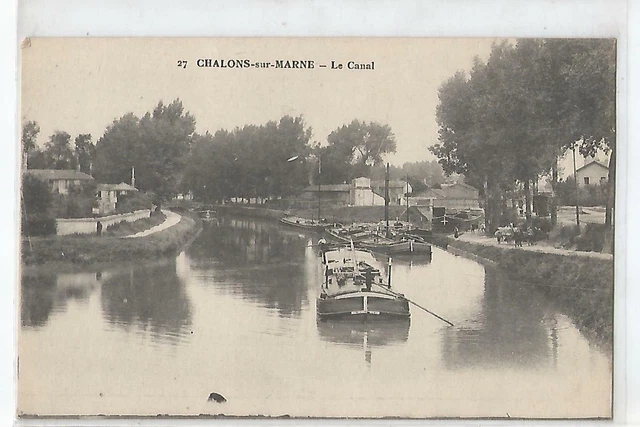 51 Chalons Sur Marne  , Le Canal , Peniches