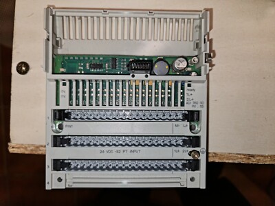 Telemecanique 170AEC92000 TSX MOMENTUM I/O BASE HIGH SPEED 