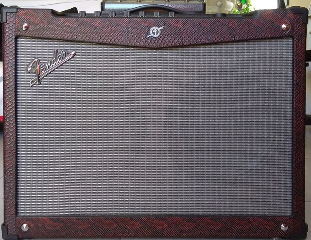 AMPLI FENDER MUSTANG IV 150 Watts (2 x 75 Watts stéréo)