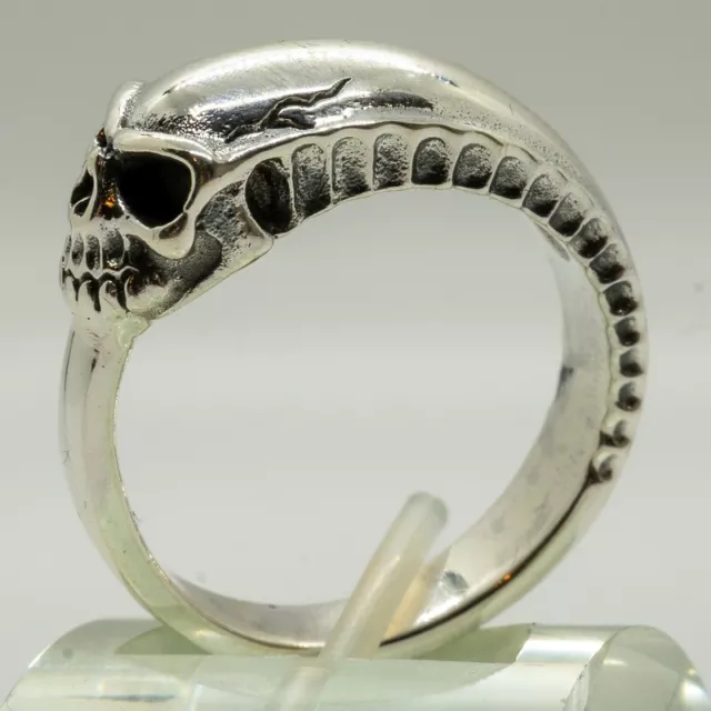 Anello serpente mangia serpente Ouroboros argento 925 teschio biker metallo gotico