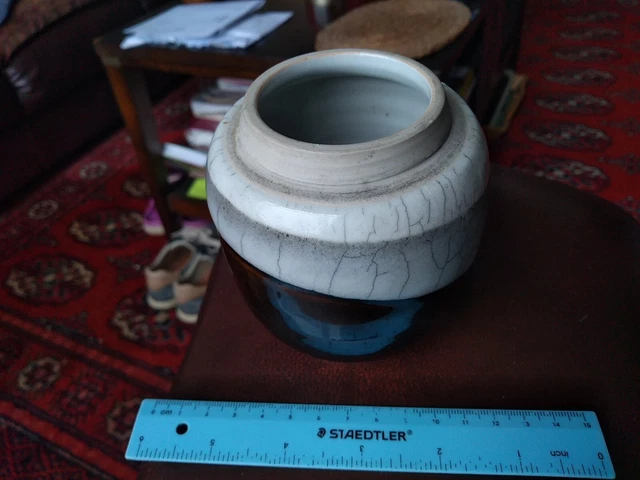 Vintage Andrew Matheson, Rose House Pottery. Art Vase. 9.5cm Tall, 5cm Rim Dia.