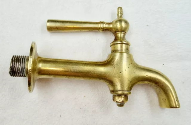 *Ancien Robinet  en laiton