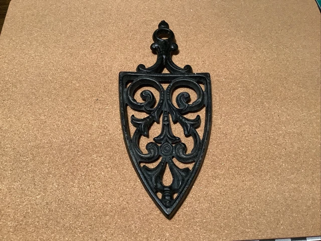 Vintage Cast Iron Trivet, Hot Plate, Cathedral T-12-R, JZH 1955 Preowned