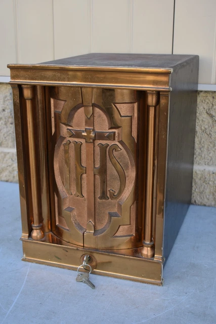 Nice Older Church Tabernacle, In the Wall Style, With 2 Keys (CU163) chalice co