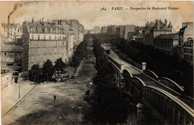 CPA Paris 15e Paris-Perspective du Boulevard Pasteur (311669)