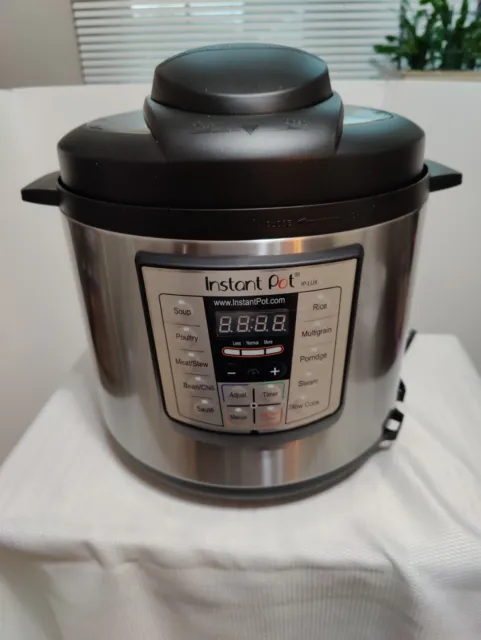 Instant Pot Cuisine 6-Quart Multi-Use Pressure Cooker New Never Used