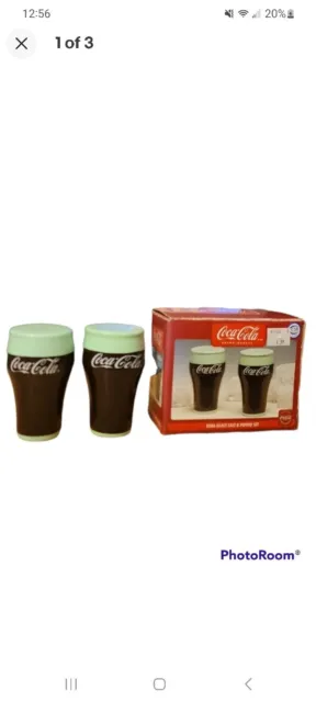 Coca Cola  Fountain Soda Glass Salt & Pepper Shaker Set - New