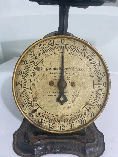 Antique Kitchen Scale "Columbia Family" up to 24 lbs by Landers, Frary, & Clark