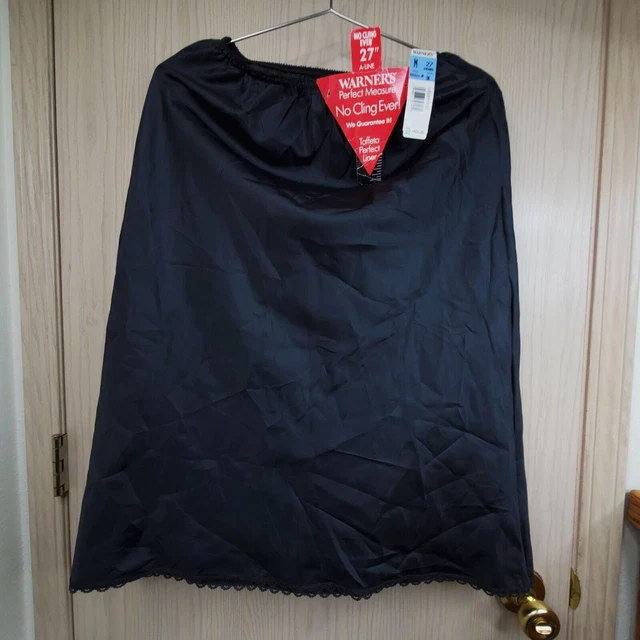 NWT Vintage Warner's Sz M Perfect Measure Swishy Taffeta Half Slip Black 27"