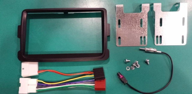 Kit Montage Autoradio 9 Pouces + Adaptateur Antenne + Câble ISO – Compatible Mitsubishi Outlander XL 2006-2012, Citroën C-Crosser 2007-2012, Peugeot 4007 2007-2012