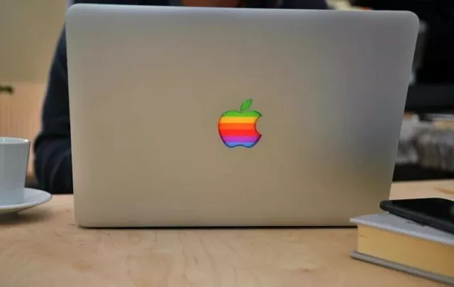 1 x Apple-Aufkleber Rainbow Retro 3D gewölbtes Apple-Logo für MacBook
