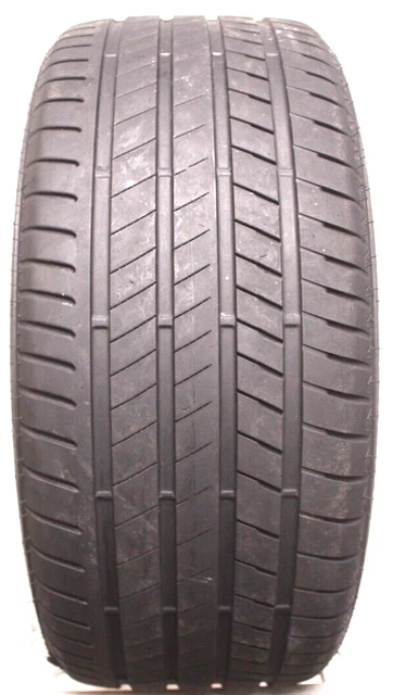 One Used 275/40R20 2754020 Bridgetsone Alenza 001 RFT BMW 106W 7.5/32 1M344 One Used 275/40R20 2754020 Bridgetsone Alenza 001 RFT BMW 106W 7.5/32 1M344