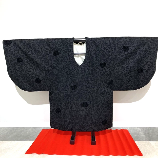 Woman Japanese Kimono Coat Silk Velvet Vintage Chrysanthemum Pattern Black Rare