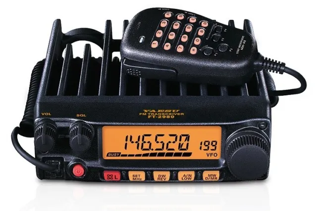 Yaesu FT-2980E Ricetrasmettitore veicolare VHF 80 W Heavy-Duty 144 MHz FM