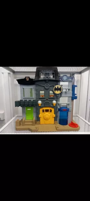 Imaginext Batman Gotham City Police Department Playset 2013