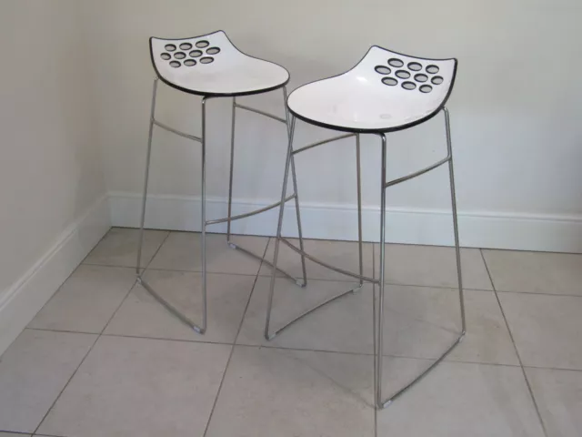 Pair of high quality Gresham bar stools - rrp £450!