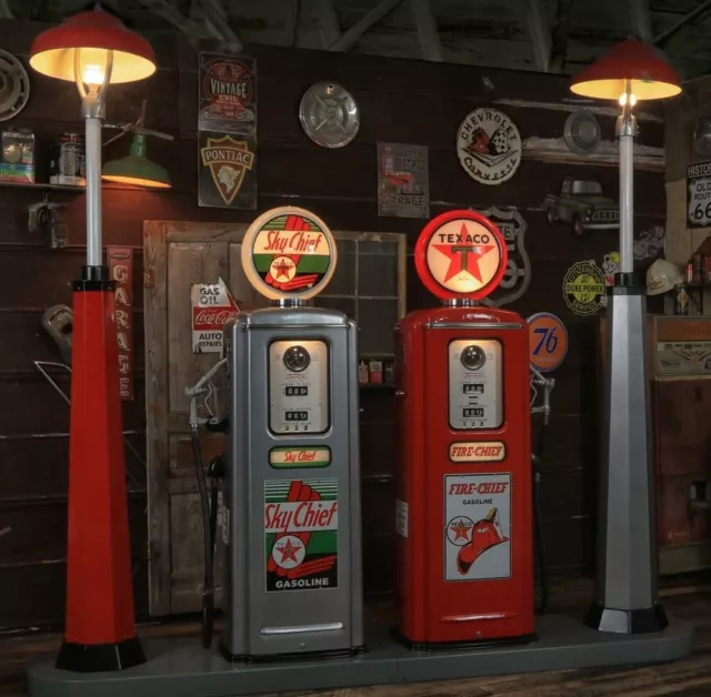 Texaco Model 39 Tokheim Full Size Gas Pumps With Islands & Lights * Recreations