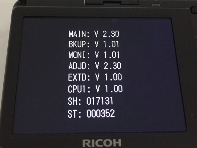[Near MINT in Box] RICOH GR DIGITAL II 10.1MP Digital Camera From JAPAN 19