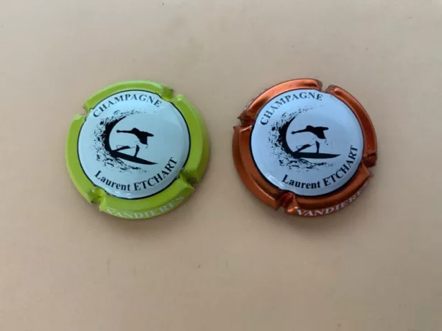 Lot de 2 capsules de champagne Laurent Etchart