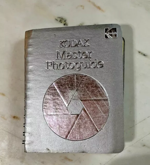 Kodak Master Photoguide Book Guide 1981 Mini Pocketbook