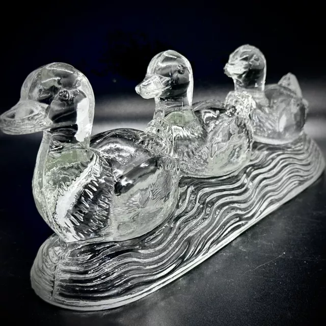 Beautiful Clear Glass 3 Duck Sculpture Display Piece