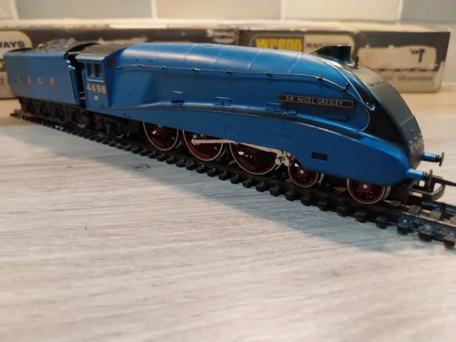 Hornby A4 'Sir Nigel Gresley' In LNER Blue