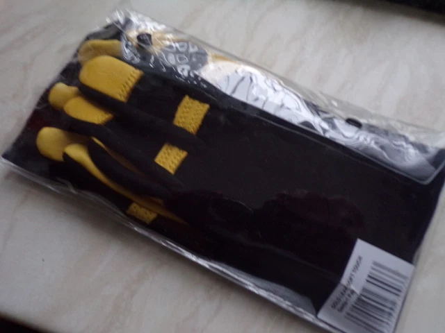 Men Gold Leaf Soft Gloves