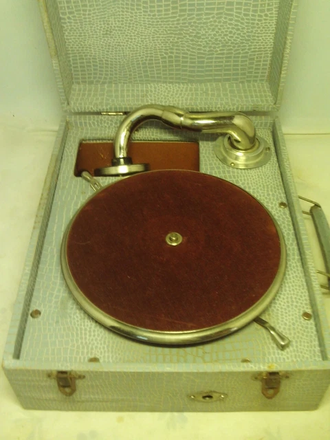 Phonographe  Orphee Avec 3 Disques Enfantins Video Sur Youtube Gramophone