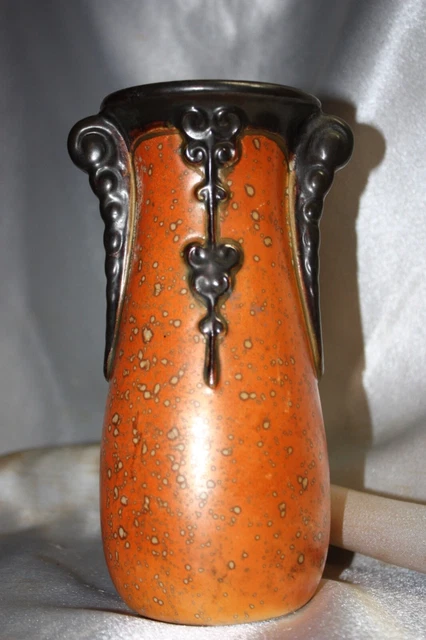 Rare 1920's Czechoslovakia Alienware Art Pottery Mottled  Vase Ditmar Urbach