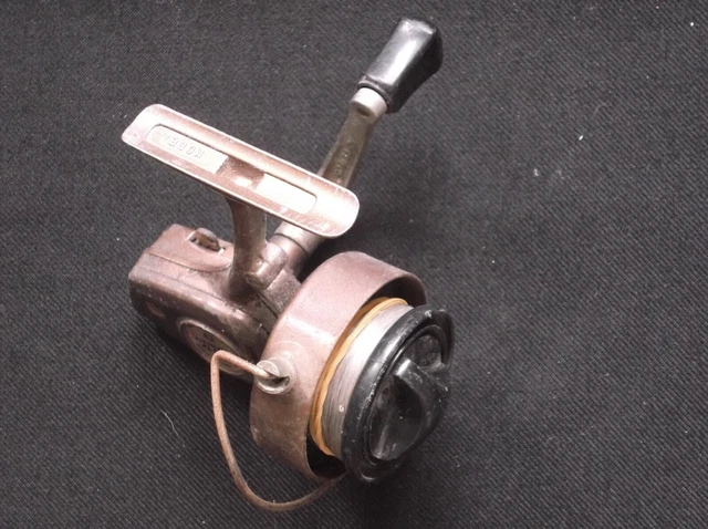 Vintage Daiwa 402a Moulinet de pêche léger pour eau douce et