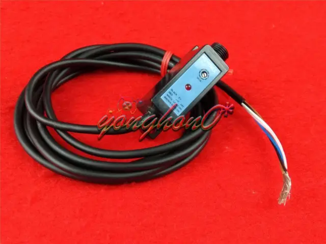 NEW 1PCS Keyence Fiber Optic Sensor FS-17 3