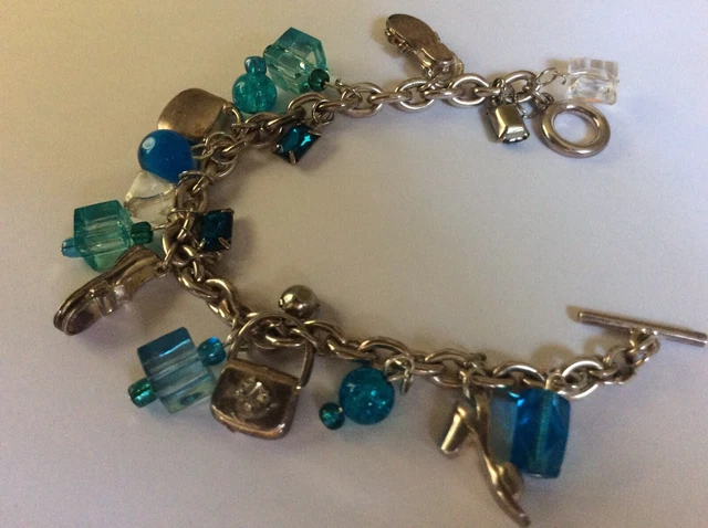Charm Bracelet High Heels Purses Silver Tone Metal  Toggle Closure..213