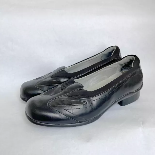 ARAVON Slip On Shoes Women's Size 7 D Wide Black Leather Low Heel Comfort