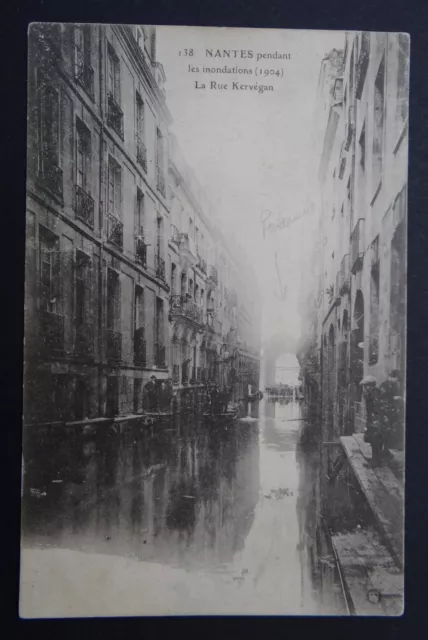 CPA Carte postale NANTES inondations 1904 Rue Kervegan