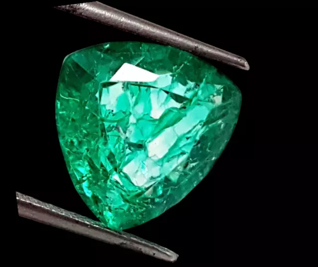 Natural Colombia Green Emerald 12 Carat Trillion Gems - Colombia Loose Gemstone