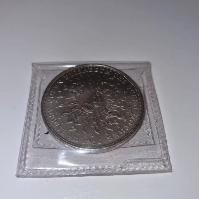 Vintage Queen Elizabeth Queen Mother 1980 coin Uncuirculated