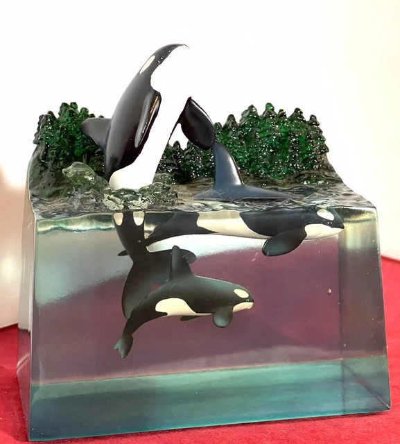 Dakin Wyland Acrylic Sculpture Northern Mist Whales #2457 2000 Dakin Wyland Acrylic Sculpture Northern Mist Whales #2457 2000