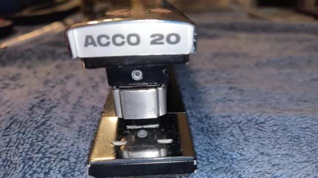 Acco 20 stapler