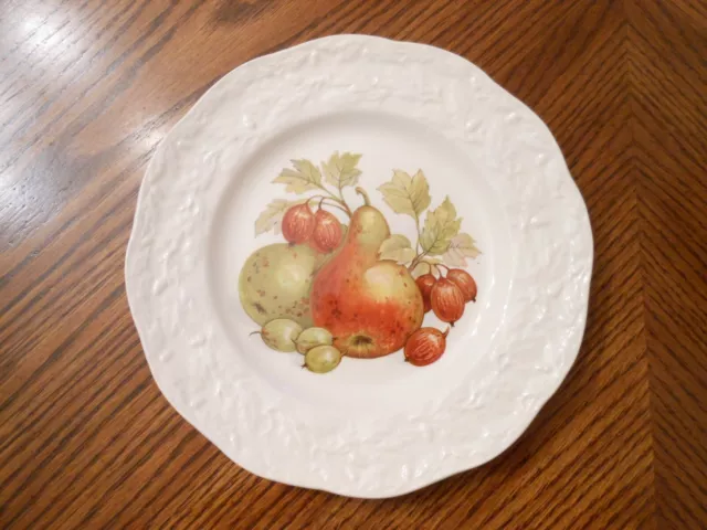 Vtg MASON'S Ironstone England Fruit Center Embossed Oak Leaf Rim 8" Salad Plate