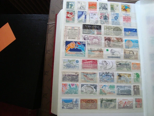 Frankreich - 43 Gestempelte Briefmarken (Alles Staat) (BB)