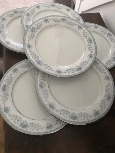 Contemporary Noritake( Blue Hill  2482 ) 6 Large Rimmed Dinner Plates 27cm