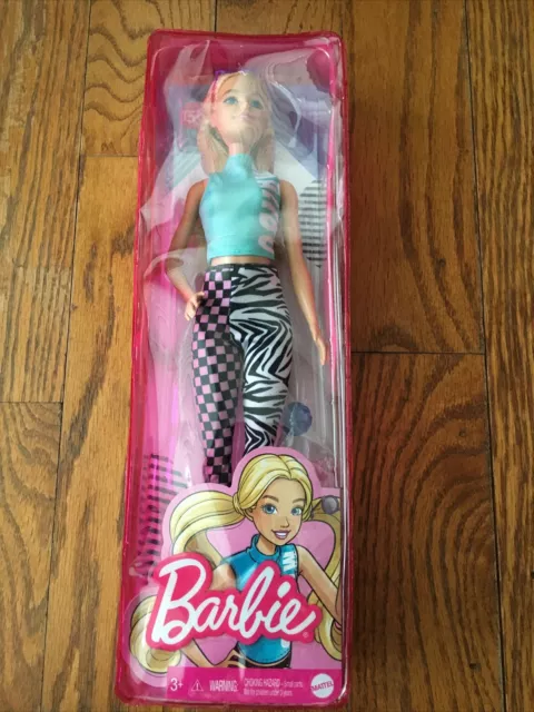 Barbie #158 Fashionista Doll, Malibu Top - Zip Case Reusable Packaging