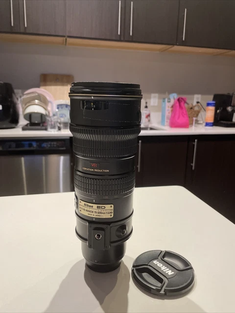 Nikon AF-S NIKKOR 70-200mm f/2.8 G ED VR Autofocus IF Lens