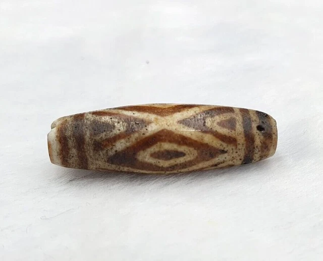 South Asian Burmese Antiques Trade Pumtek petrified Wood Beads Late 19 C. 31mm 10