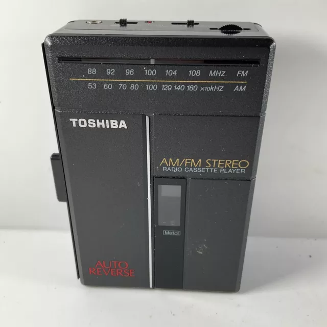 RARE Toshiba KT-4039 AM/FM Stereo Radio Cassette Player Auto Reverse -Working